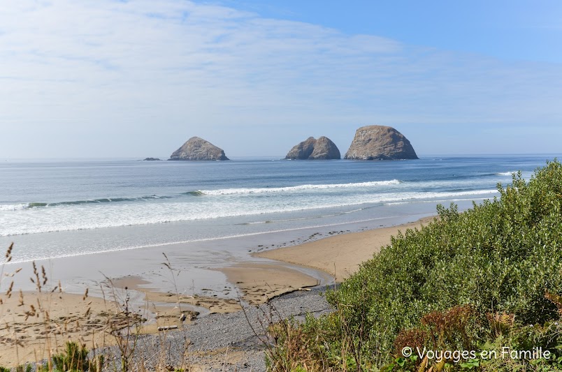 Ocean Beach - Three arch rocks