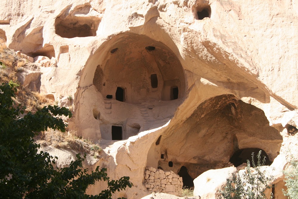 Turquía y dos de sus perlas: la Capadocia y Estambul - Blogs de Turquia - 16/10 CAPADOCIA: Zelve, Ortahisar, Pigeon Valley, Uchisar (11)