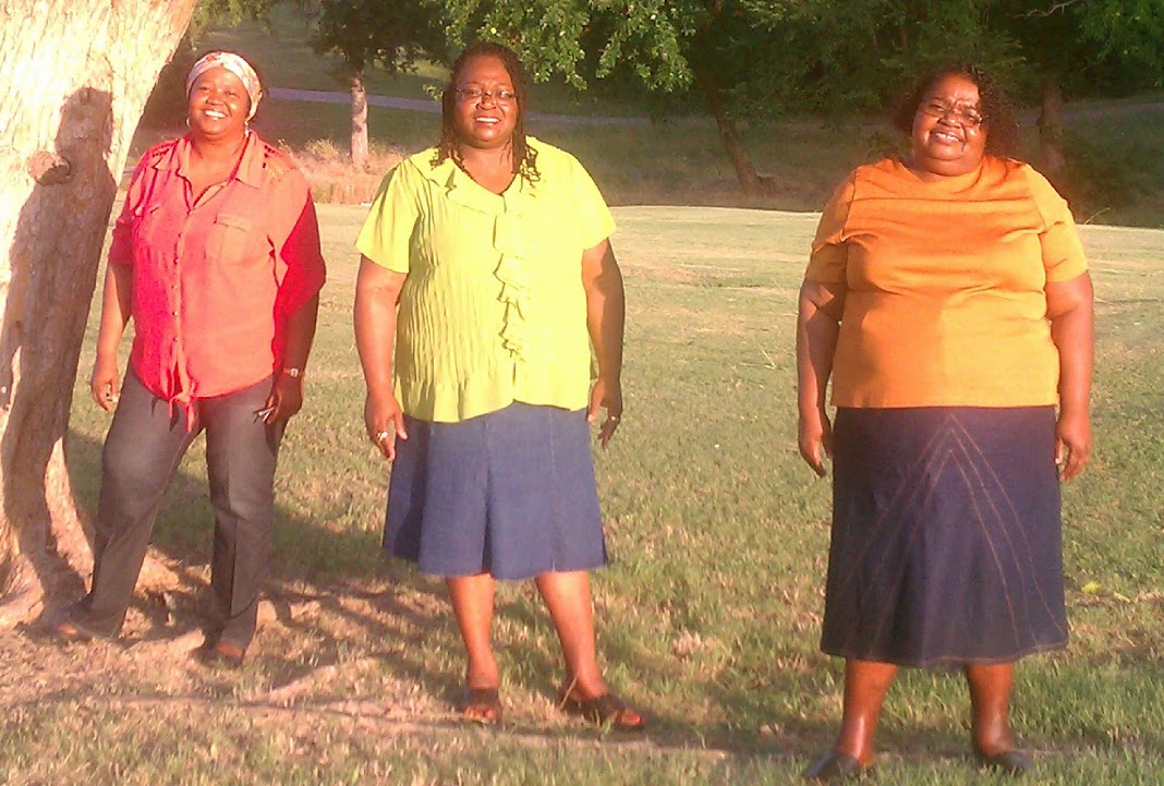 A group of women walking

Description automatically generated with low confidence