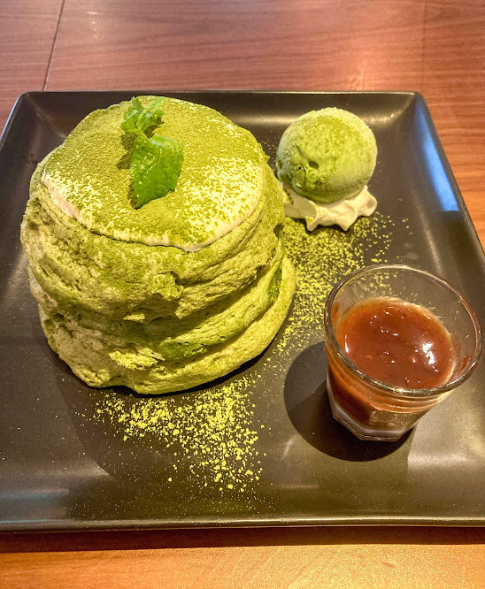 上から見た抹茶パンケーキ