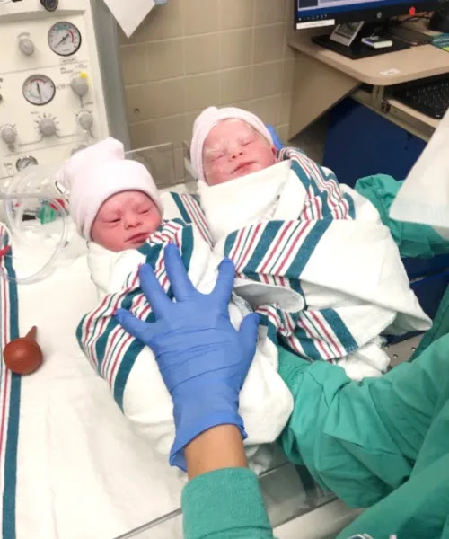 Mom Of Rare Twins Share Her Adorable Twins With Down Syndrome, Touching To Reader