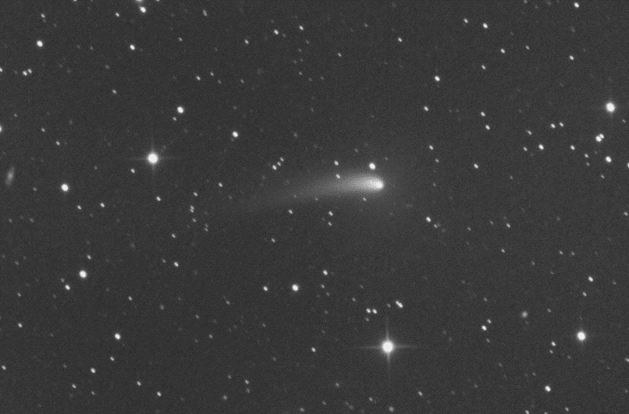 Kométa 2022 E3 (ZTF) nasnímaná 27. septembra 2022 cez 31,5-cm ďalekohľad. Foto: P. Carson, Essex, UK