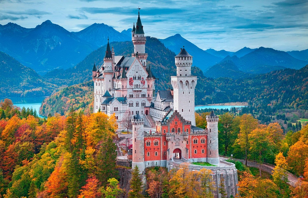 O rei louco e seu castelo de contos de fadas: Neuschwanstein