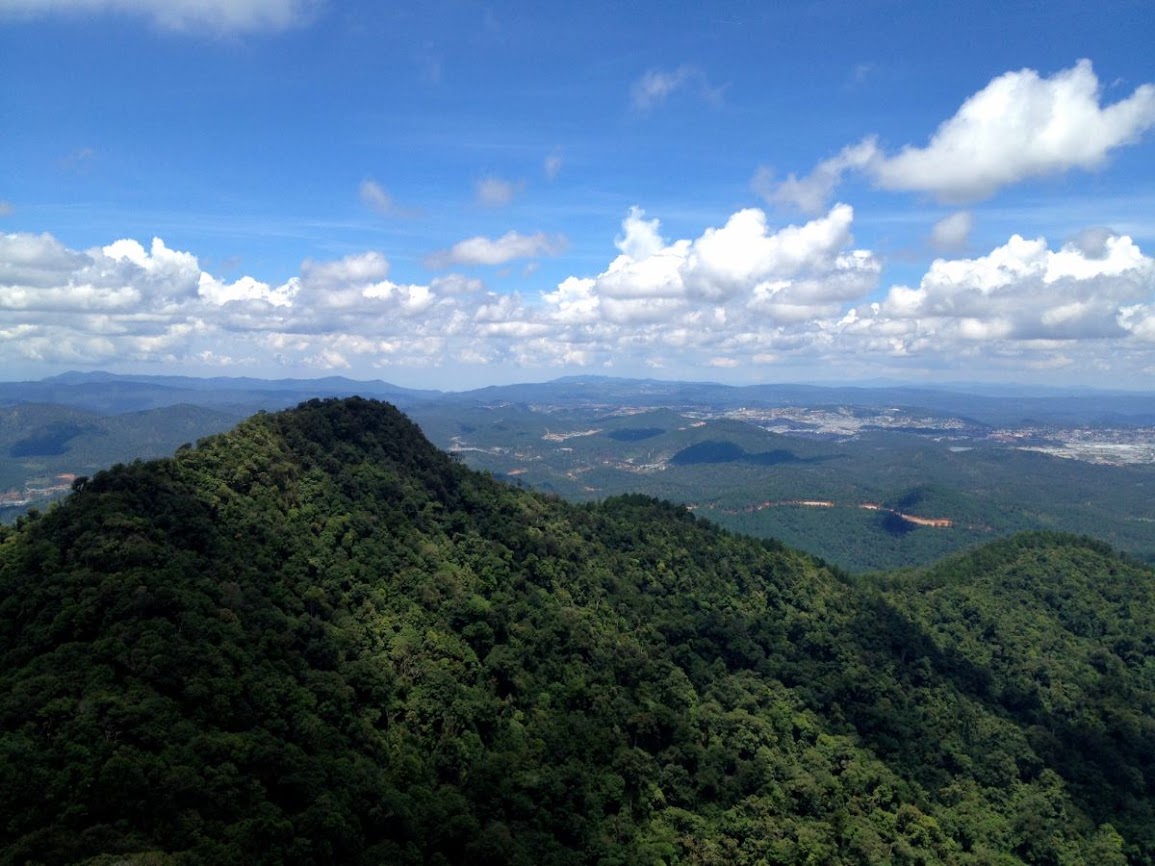 amazing view of jungly mountains in lang biang, da lat, vietnam 