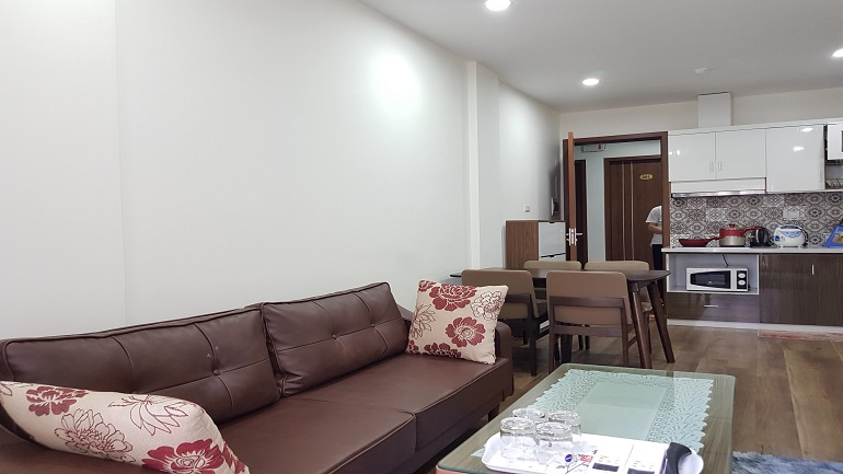 Modern 1 – bedroom apartment with balcony in Dao Tan street, Ba Dinh district for rent