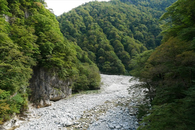 黒部峡谷鉄道