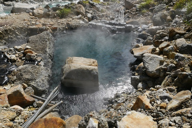 黒部峡谷 附 猿飛ならびに奥鐘山