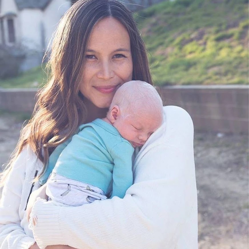 Baby Born With Striking White Hair And Mom Couldn’t Be Prouder