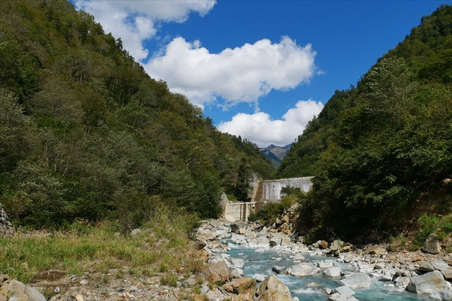 黒部峡谷 附 猿飛ならびに奥鐘山