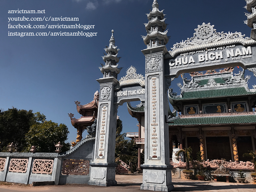 Du lịch tâm linh Bình Định: cảnh chùa Bích Nam ở huyện Tuy Phước