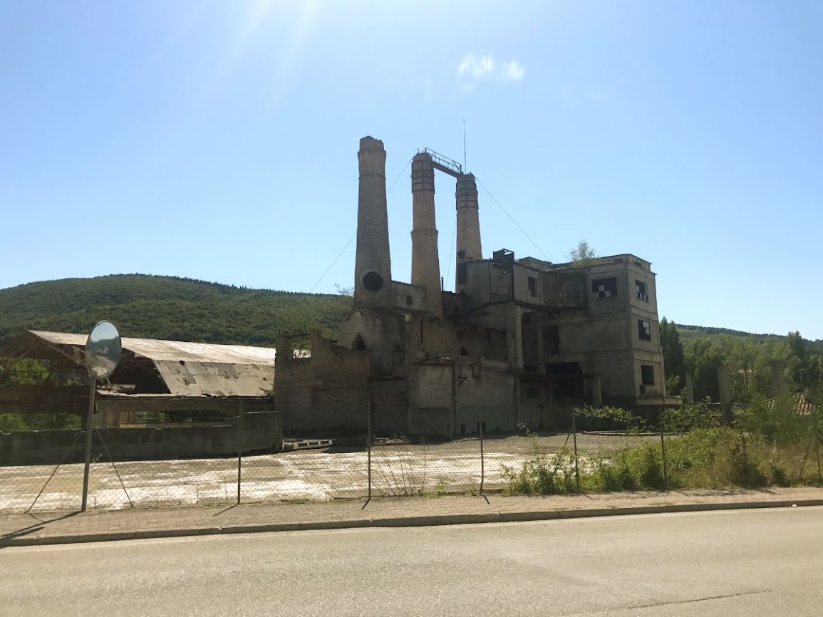 italy cycling trip - A ruined old factory in Sassoferrato. 