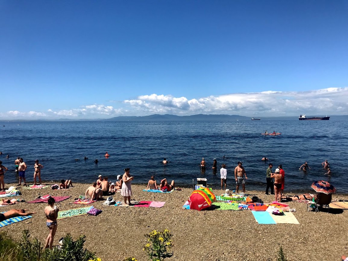 Beach by Tokarevsky Lighthouse vladivostok