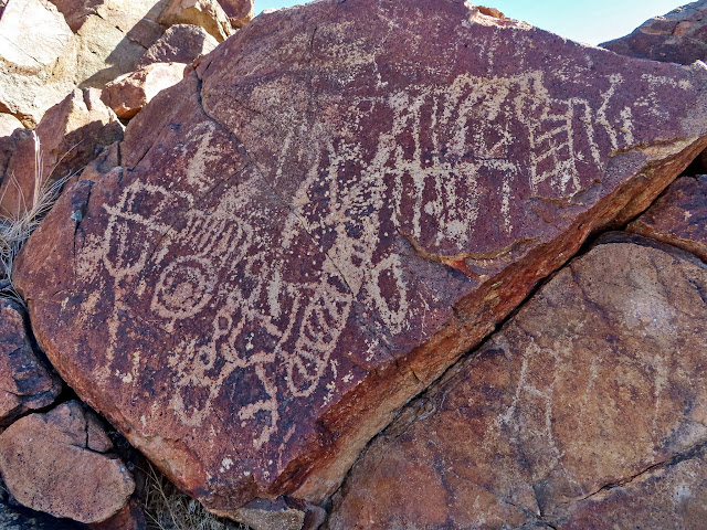 Steam Well petroglyphs