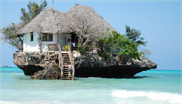 The Rock, um restaurante no meio do mar