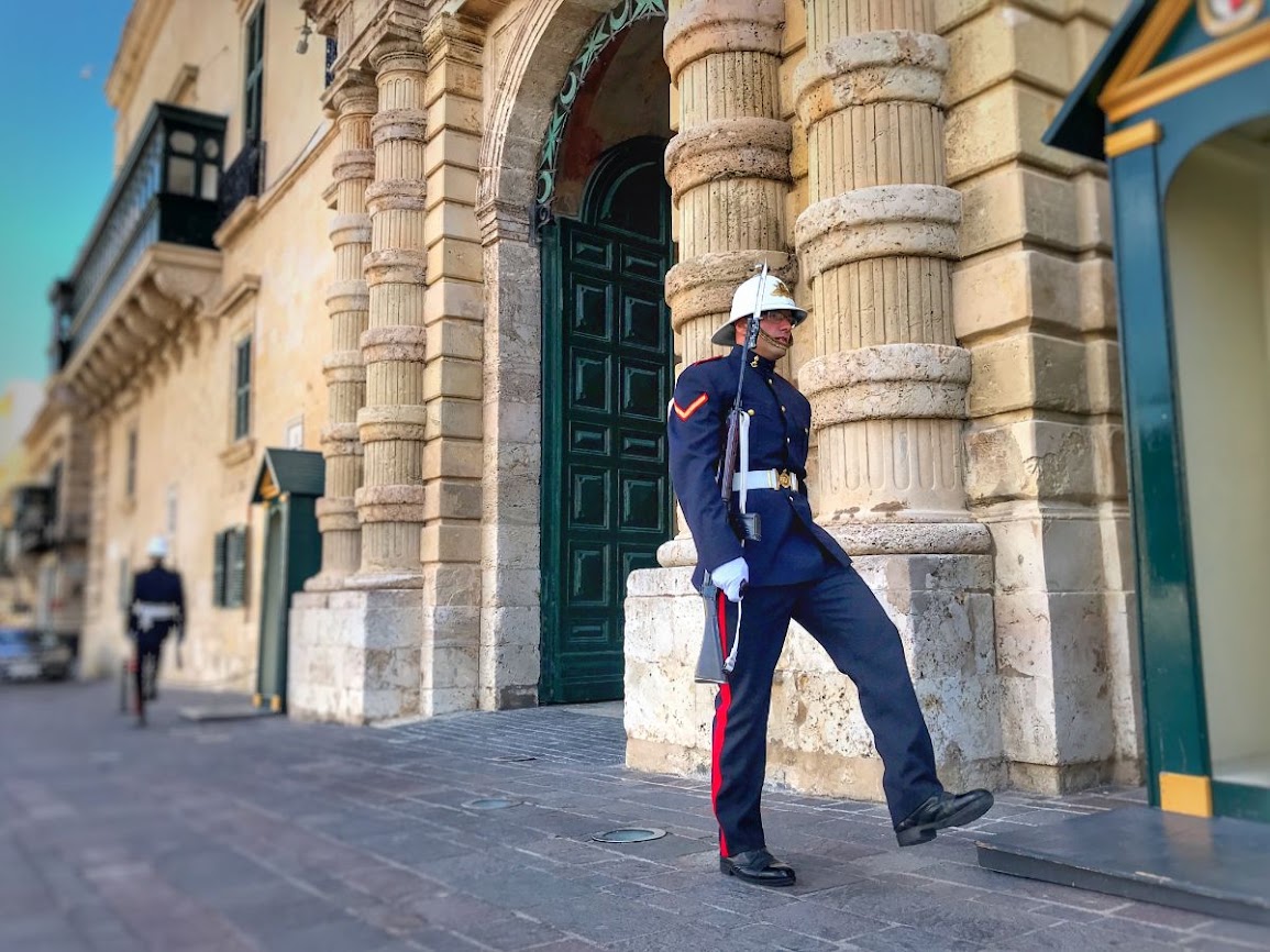 guards grandmasters palace valetta malta