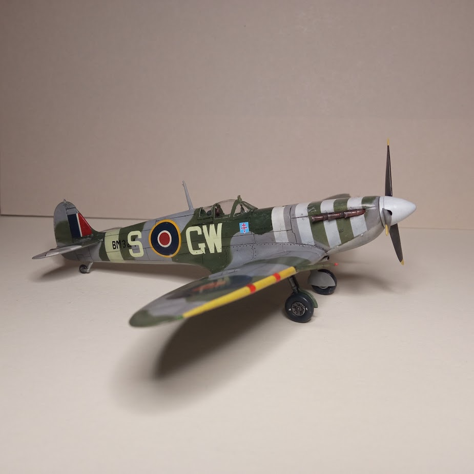 [KP] Spitfire MK V--------fini.------------------- AM-JKLUwxmiOU6cMr-_50vnMdQjsDbqw0T3CAlTF45U-o6Q-eaZs-YIxft1XwgeUorbH_oQ_9RpWQQulo94CYr0WxGaQvkpuCIhikVyoqu7MEQp1fTUug6SIkcEsVKpKhvss5YSQSM0NmW9nC6PCWN-QlsFjBw=s925-no?authuser=0