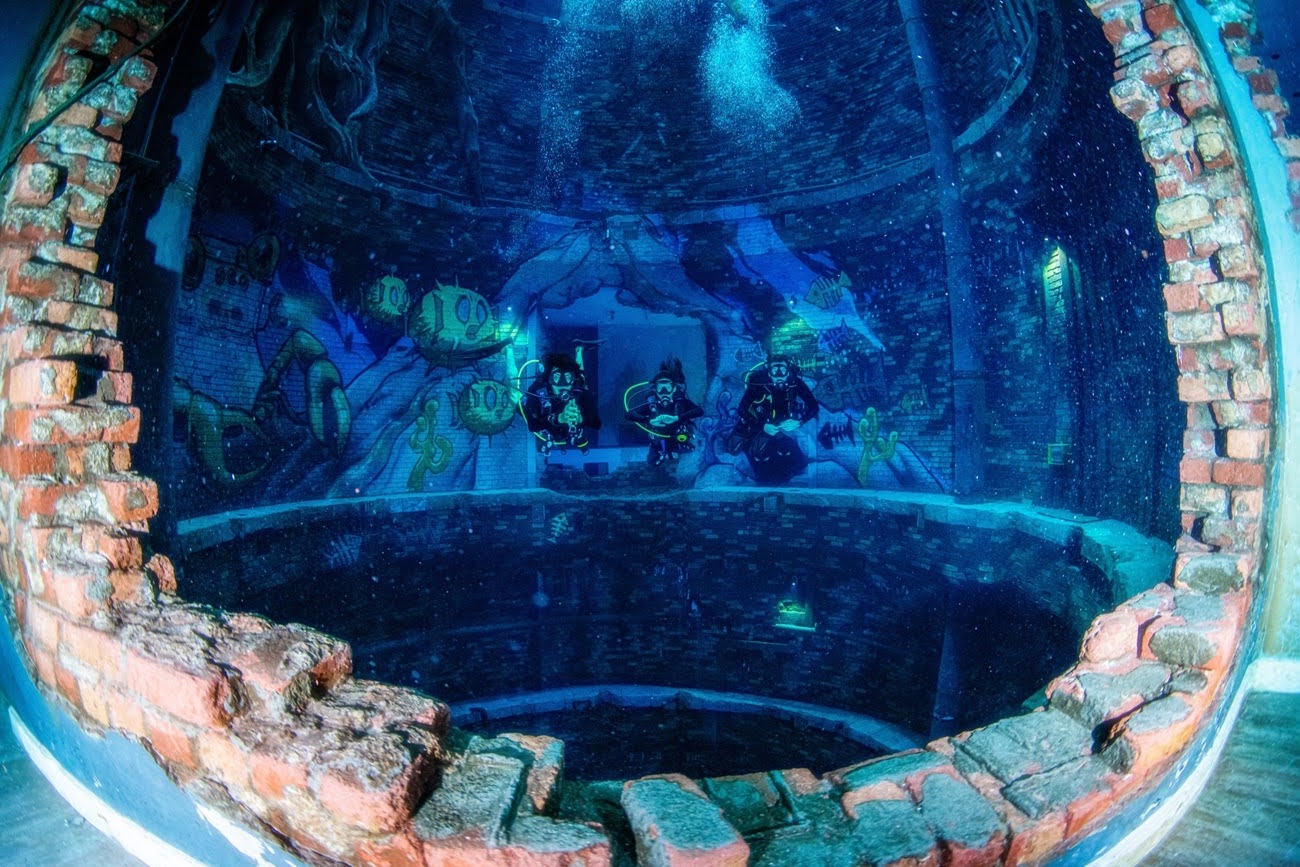 Deep Dive Dubai, a piscina mais profunda do mundo