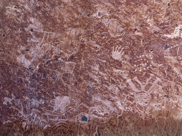 White River Narrows petroglyphs