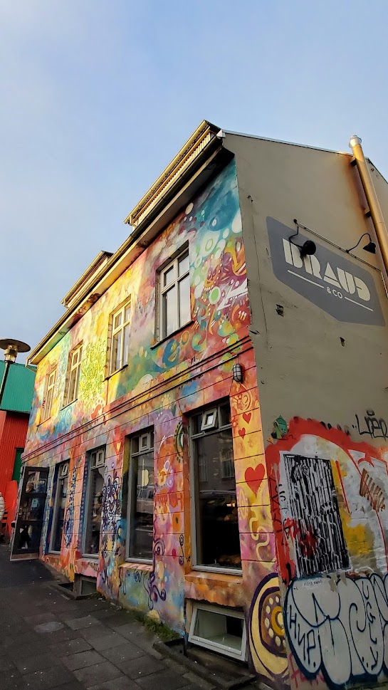 In Reykjavik Iceland, head for the building smothered in rainbow spray paint for the locals' tip for the best snúður (cinnamon buns) in town. Brauð & Co is known for their tasty sourdough bread, delicious cinnamon rolls and assorted pastries from organic ingredients.