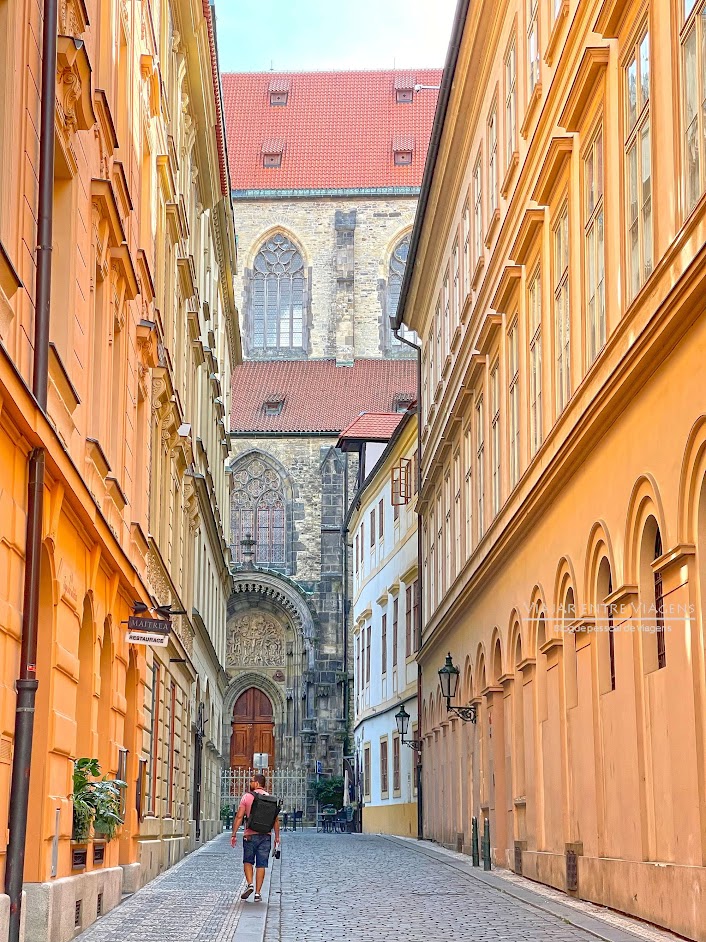 PRAGA - O que visitar, ver e fazer na bela capital da República Checa