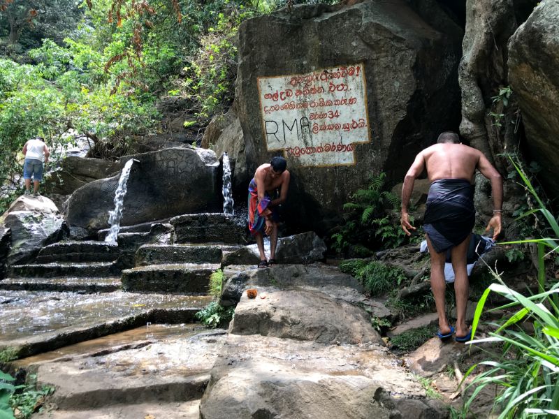 ravana falls ella sri lanka hike