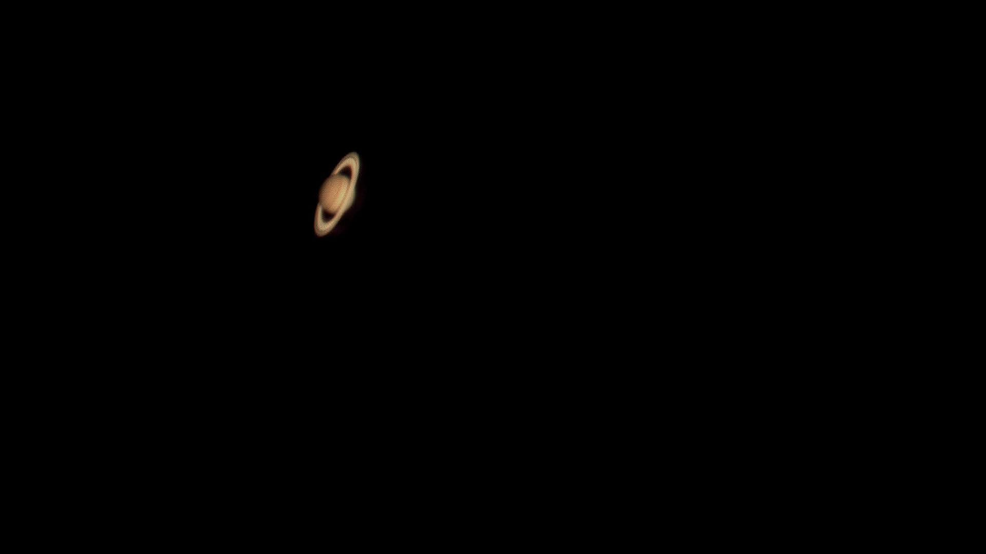 土星の写真（スタックとウェーブレット処理をしたもの）