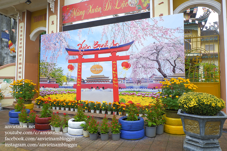 Du lịch tâm linh Bình Định: trang trí Tết Nhâm Dần 2022 ở chùa Long Sơn, phường Bồng Sơn, thị xã Hoài Nhơn