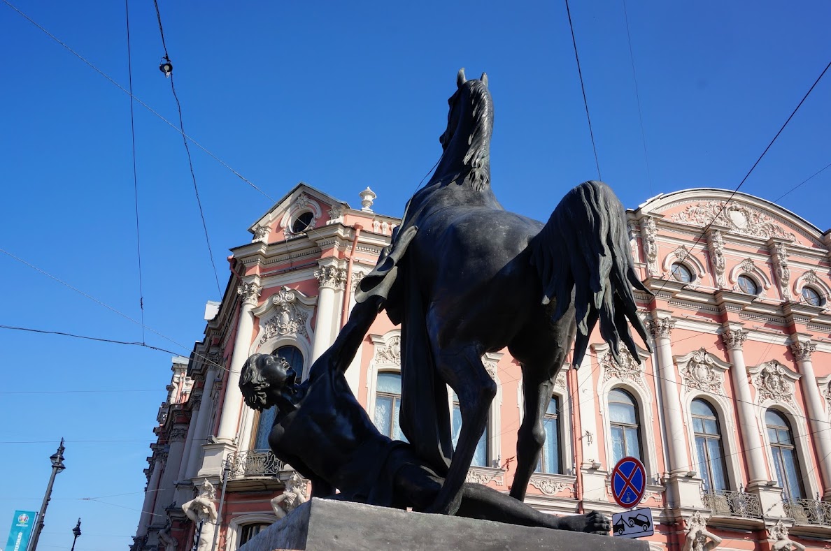 "Поехали в Питер, я хоть на метро покатаюсь!" Нет худа без добра дубль два.