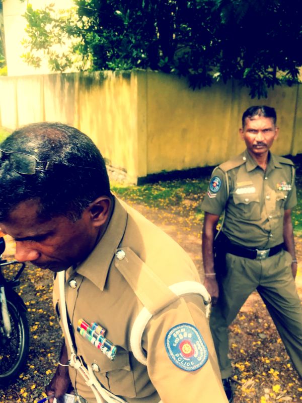 Traffic cops in sri lanka