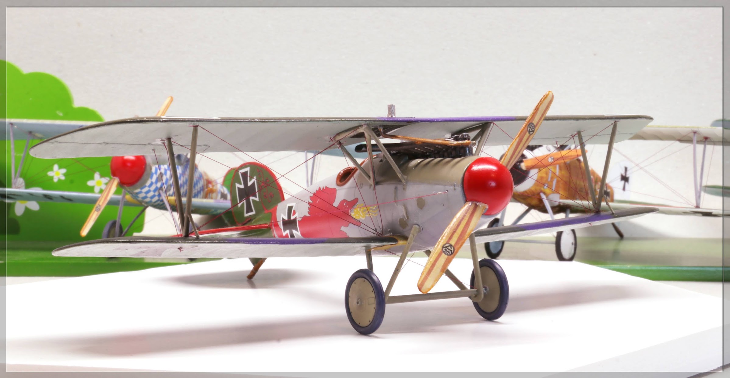 [EDUARD] Albatros D.Va  Jasta5   Hans-Joachim von Hipple  1/48 AM-JKLW0L22W7nvbJSDQeSLJuXJKDscITiZrAn35jp9fhtAd4STV-Sej2tyVYupixD8CR70oDhHi4jRSmiGRAXS3L8TAY4MAES_amS5GfBttfER-zT8jnXhhALvgGUDNFwu9Ayimj7-_DhJ7uHJJbPqNWoChEQ=w2397-h1240-no?authuser=0