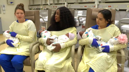Woman Gives Birth to Six Babies in Just 9 Minutes