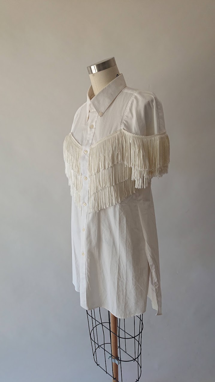 Cotton white shirt with synthetic fringe 