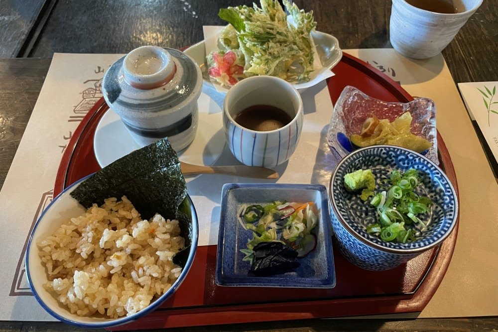 わらべ　そば定食