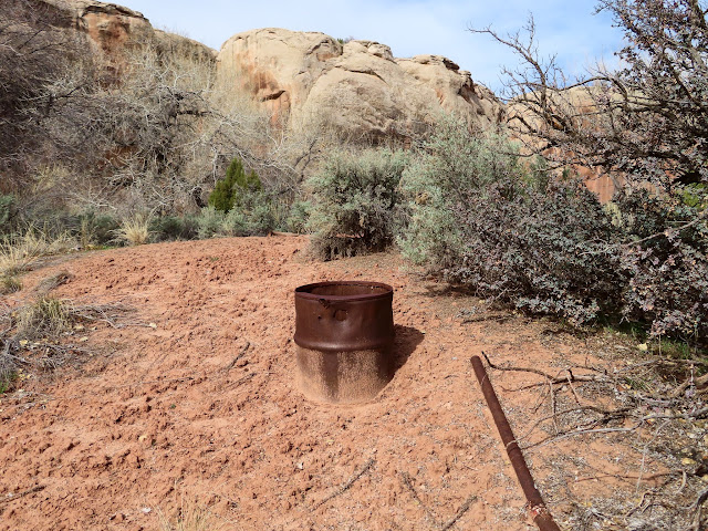 Barrel and water pipe