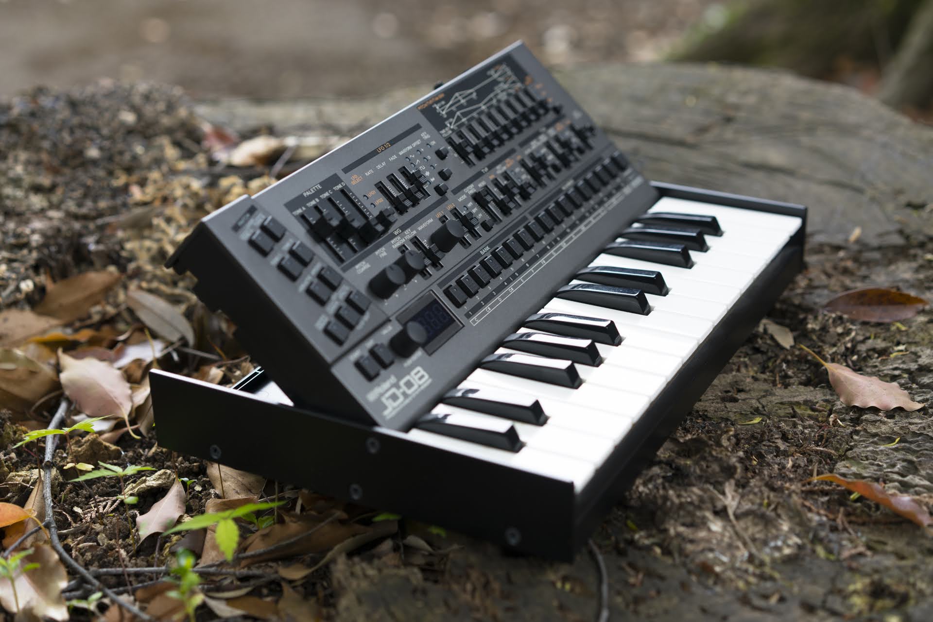 Roland Boutique JD-08 もしも90年代にOmnisphereがあったら – Akihiko