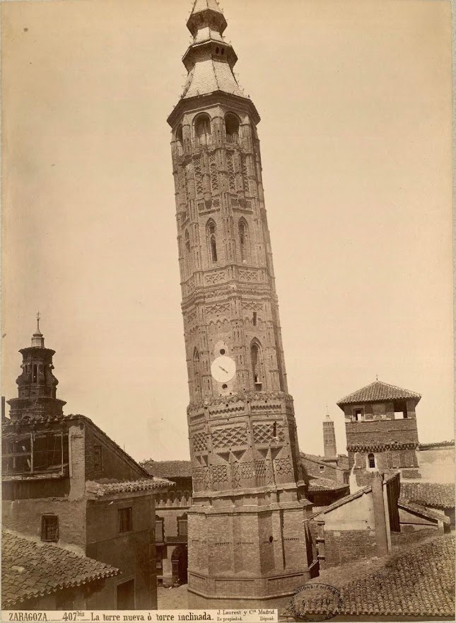 Torre Nueva, a torre inclinada de Saragoça