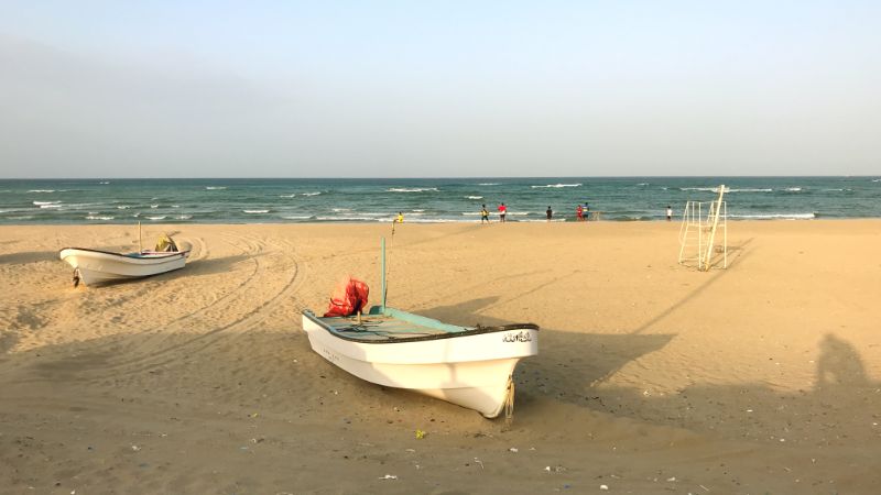 The beach of Sur oma road trip