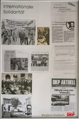 Ausstellungstafel «Internationale Solidarität».