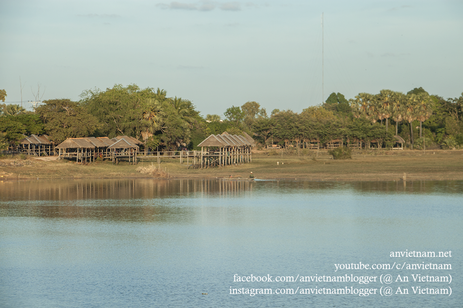 Cảnh trên đường từ Phnom Penh đi Siem Reap