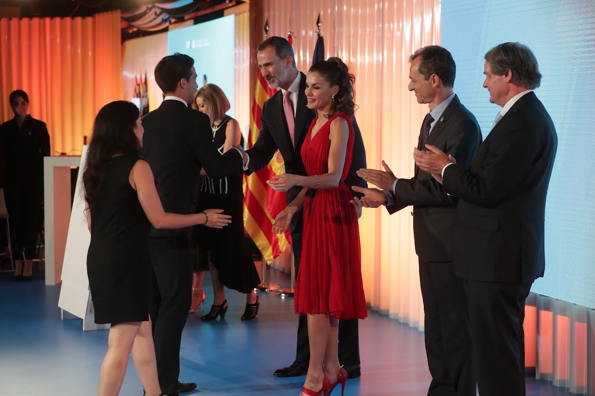 King Felipe and Queen Letizia had a quick change of wardrobe before attending the award ceremony at the Celler de Can Roca Events Center in Girona