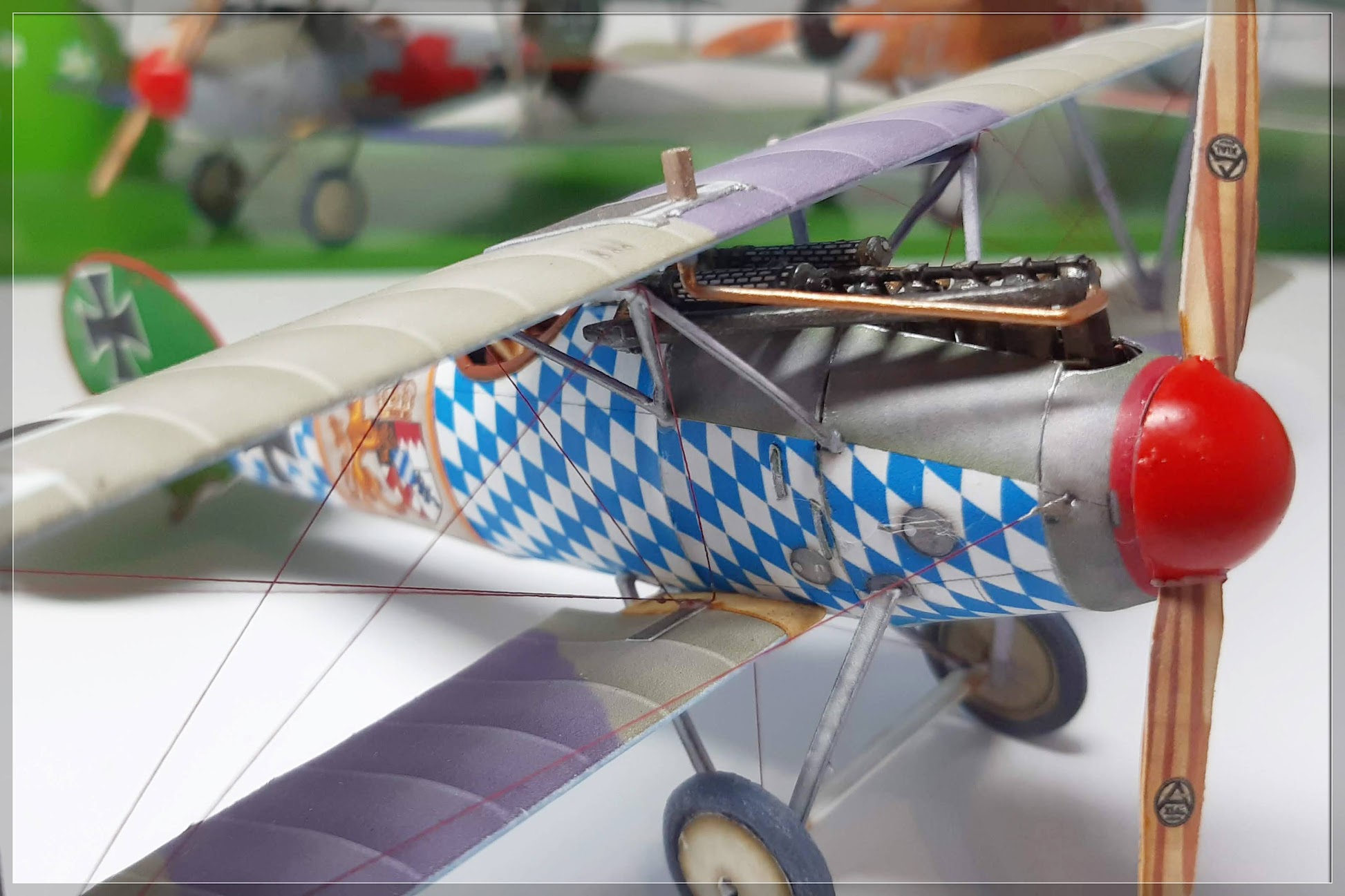 [?] Albatros D.Va  Jasta5   Kurt Wolff  (papier)  1/48 AM-JKLX5ETVKf3IfSe3G-xc3x6Yu-q6Ogq1N8VJhVUVi6mhdoXpGmWibcypAphW_3Ir5_f-5rqgvvOQhqQn3t1RXODU8-Wvz45SlNB3HtKlPe9BlXnLS29bLwdo2GzPTQvwJ1H9T8vCSeM1Rv1vFqe39IThYww=w1946-h1298-no?authuser=0