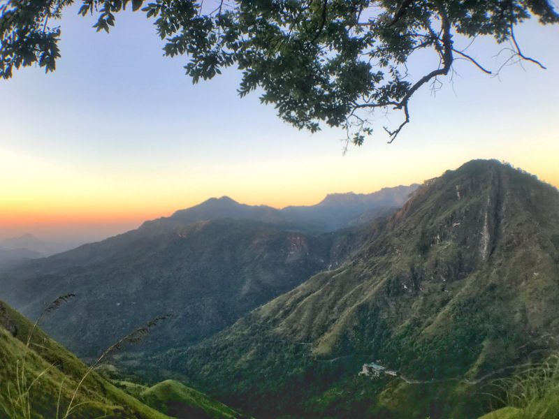 Sunrise from Little Adam's Peak ella sri lanka