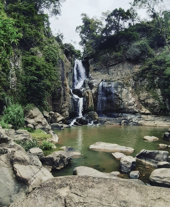 Aradunu Ella Falls