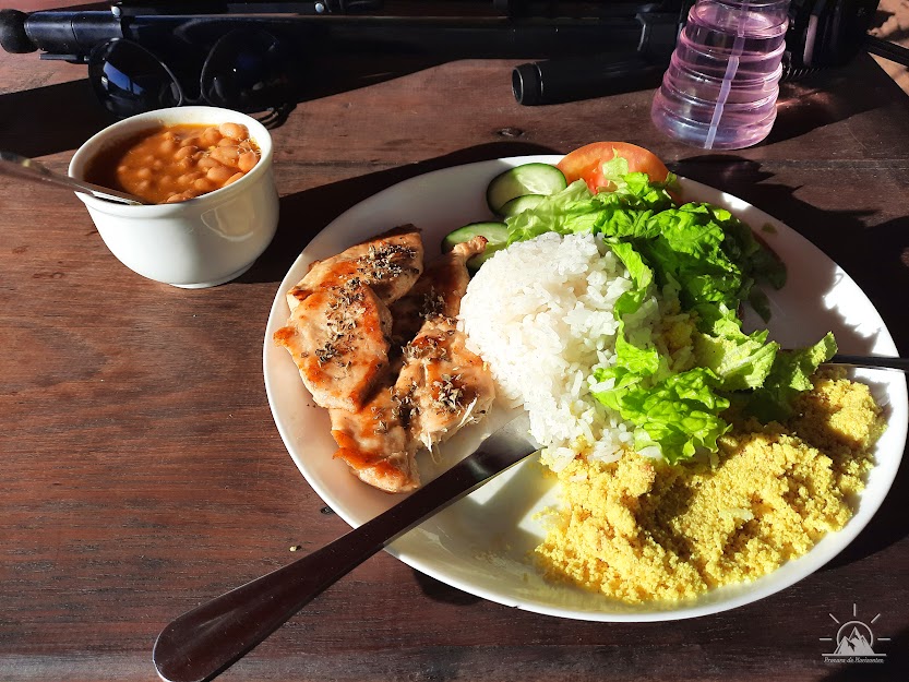 almoço em caraiva