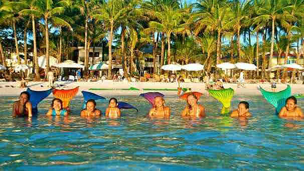     Philippine Mermaid Swimming Academy / Férias Boracay