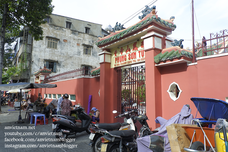 Trầm mặc Phụng Sơn Tự ở quận 1, thành phố Hồ Chí Minh