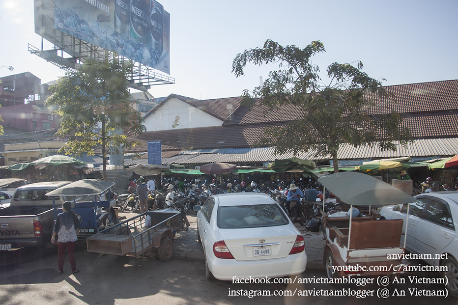 Cảnh trên đường từ Phnom Penh đi Siem Reap