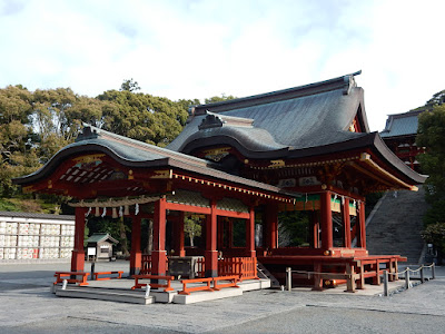 鶴岡八幡宮舞殿