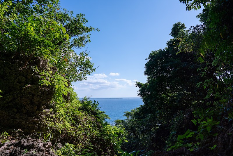 久高島を望む