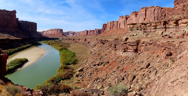 Panorama above the Green